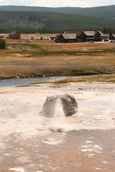 Trip (109).JPG - Beehive Geyser at Yellowstone National Park geyser basin